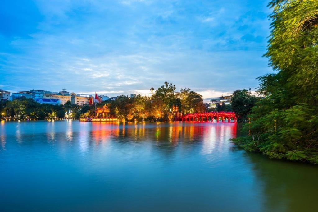 Hoang Hung Hotel Hanoi Exterior photo